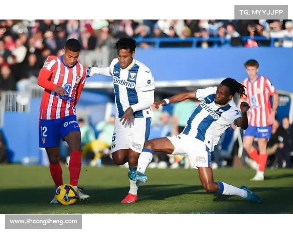 马德里竞技季前赛防线问题显现 奥布拉克三次失球引发担忧